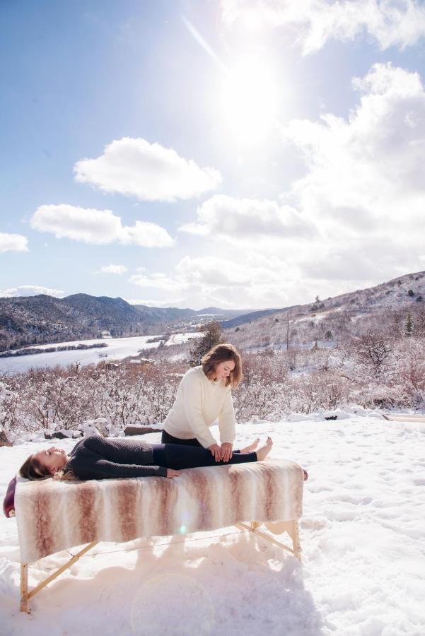 Wanderer Studio, An Off Grid Mountain Guest Studio With Fantastic Views Glenwood Springs Luaran gambar